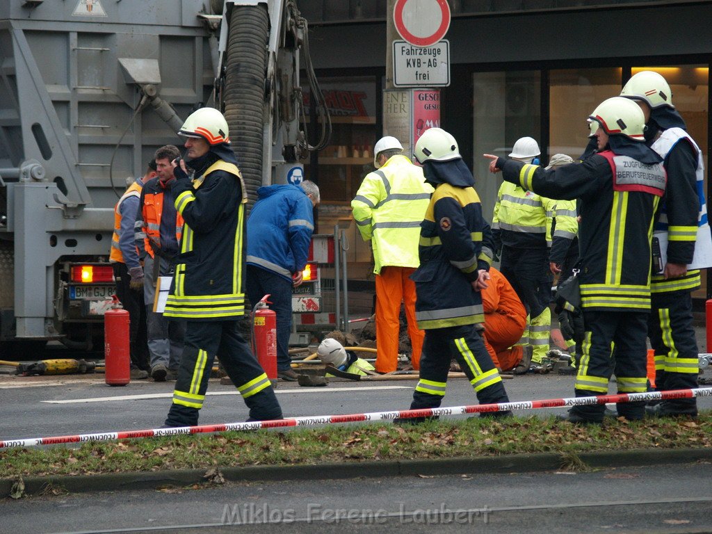 Gasaustritt Koeln Mitte Hahnenstr    P102.JPG